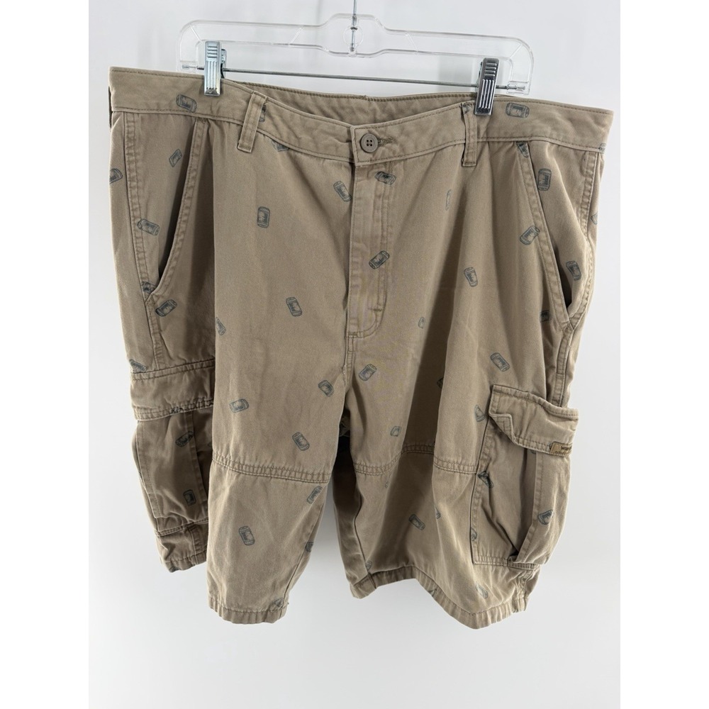 Wrangler Men's Shorts Beer Can Cargo Size 38 Regular Tan Khaki Party Shorts